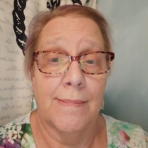 Meet your Posher, Anne